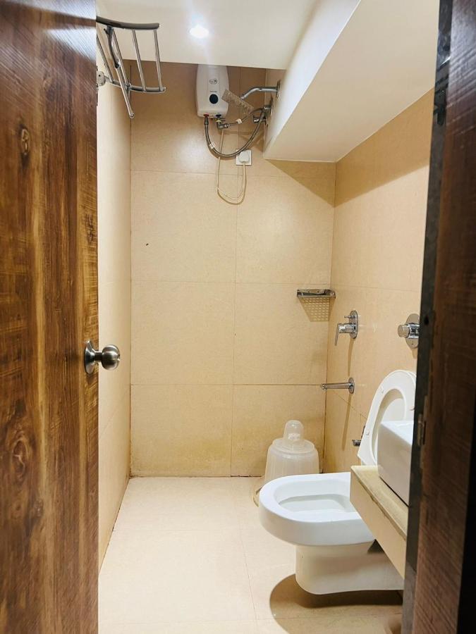 Hotel Byaris International By Bizzgrow Hotels Bombay Eksteriør billede